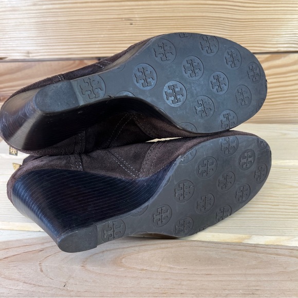 COPY - Tory Burch Adrienne Ankle Boots 7M Booties Brown Suede Leather Wedge Zip… - Picture 13 of 16